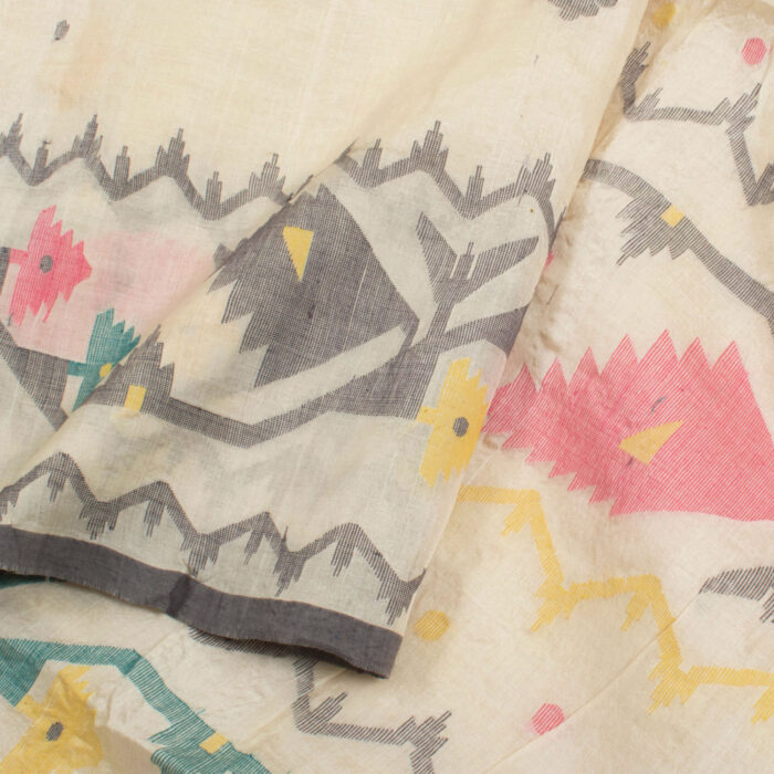 Off-White Handwoven Jamdani Floral Motifs Tussar Silk Saree